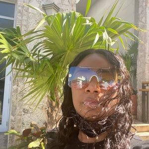 Meet your Posher, Keesha